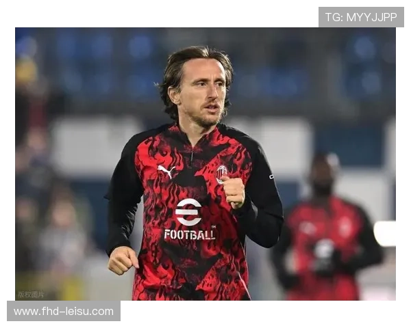 AC米兰3-1科莫，拉比奥特双响助球队逆转